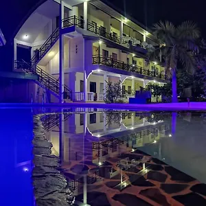 https://nickles-park-resort.hotelspanglao.com