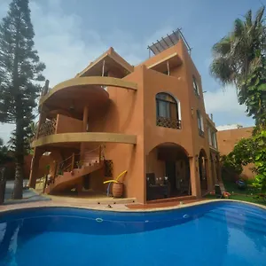 https://nyeleni-maison-sahel.hotelsdakar.com